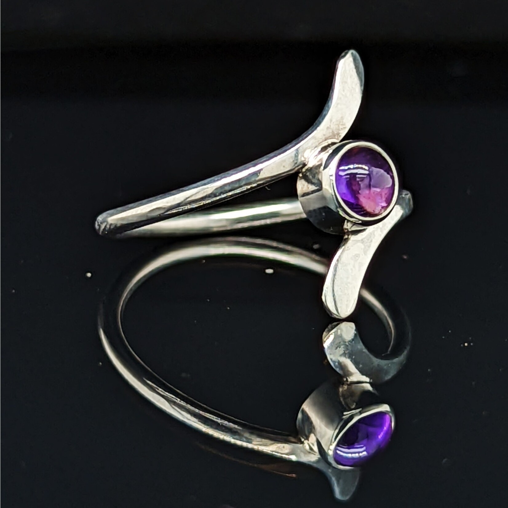 Modern Heirloom® Bypass Ring w/ Amethyst 5mm Size 6.5