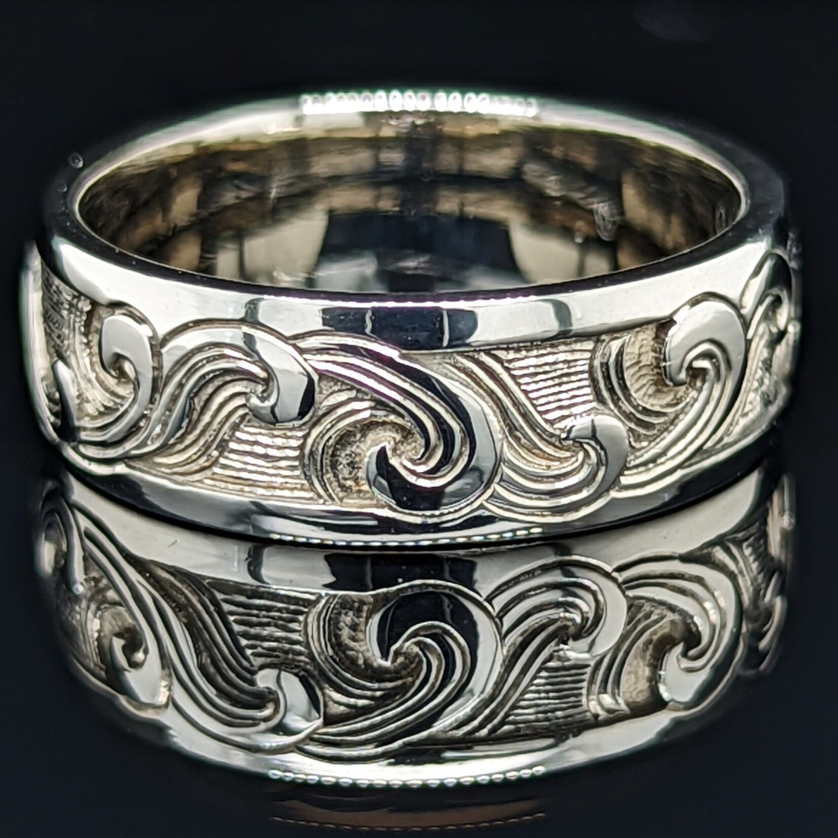 Modern Heirloom® Alternating Wave Band, 7mm wide, 14KW, Sz8.5