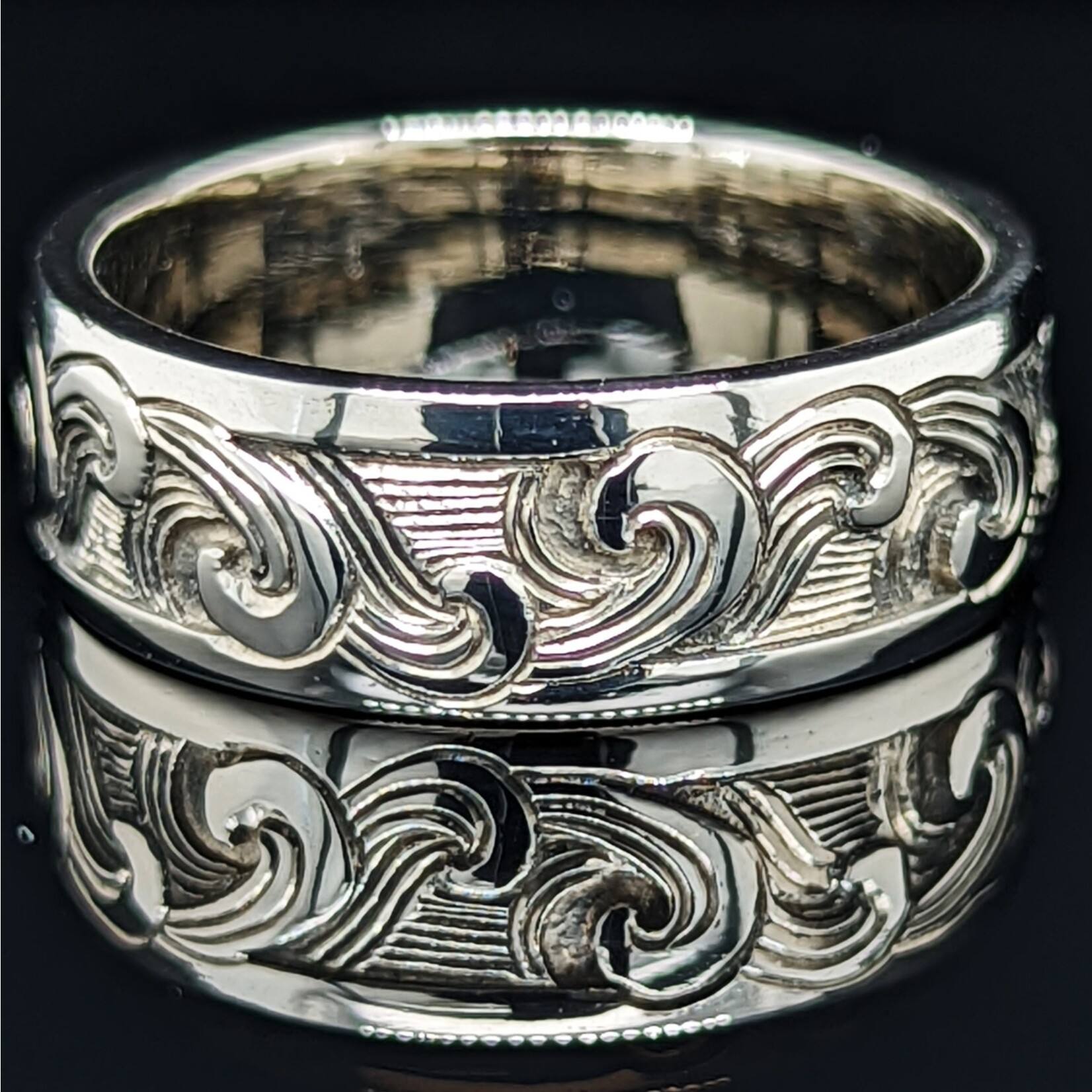Modern Heirloom® Alternating Wave Band, 7mm wide, 14KW, Sz8.5