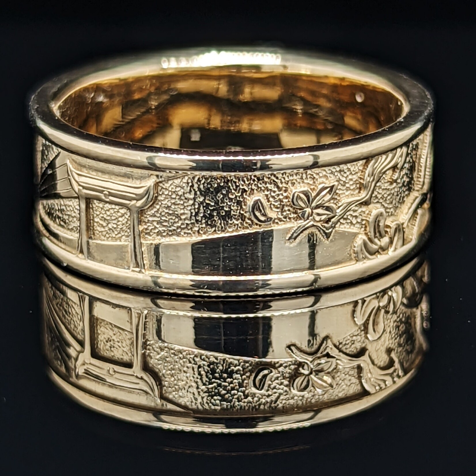 Modern Heirloom® Torii Landscape Band 14KY