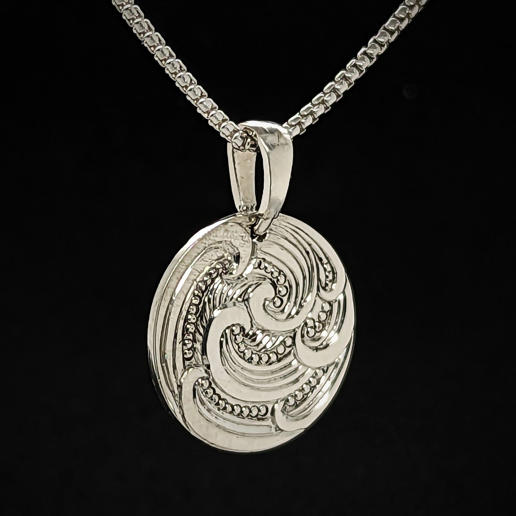 Modern Heirloom® Hand Engraved Sterling Mini-Medallion 18" Necklace