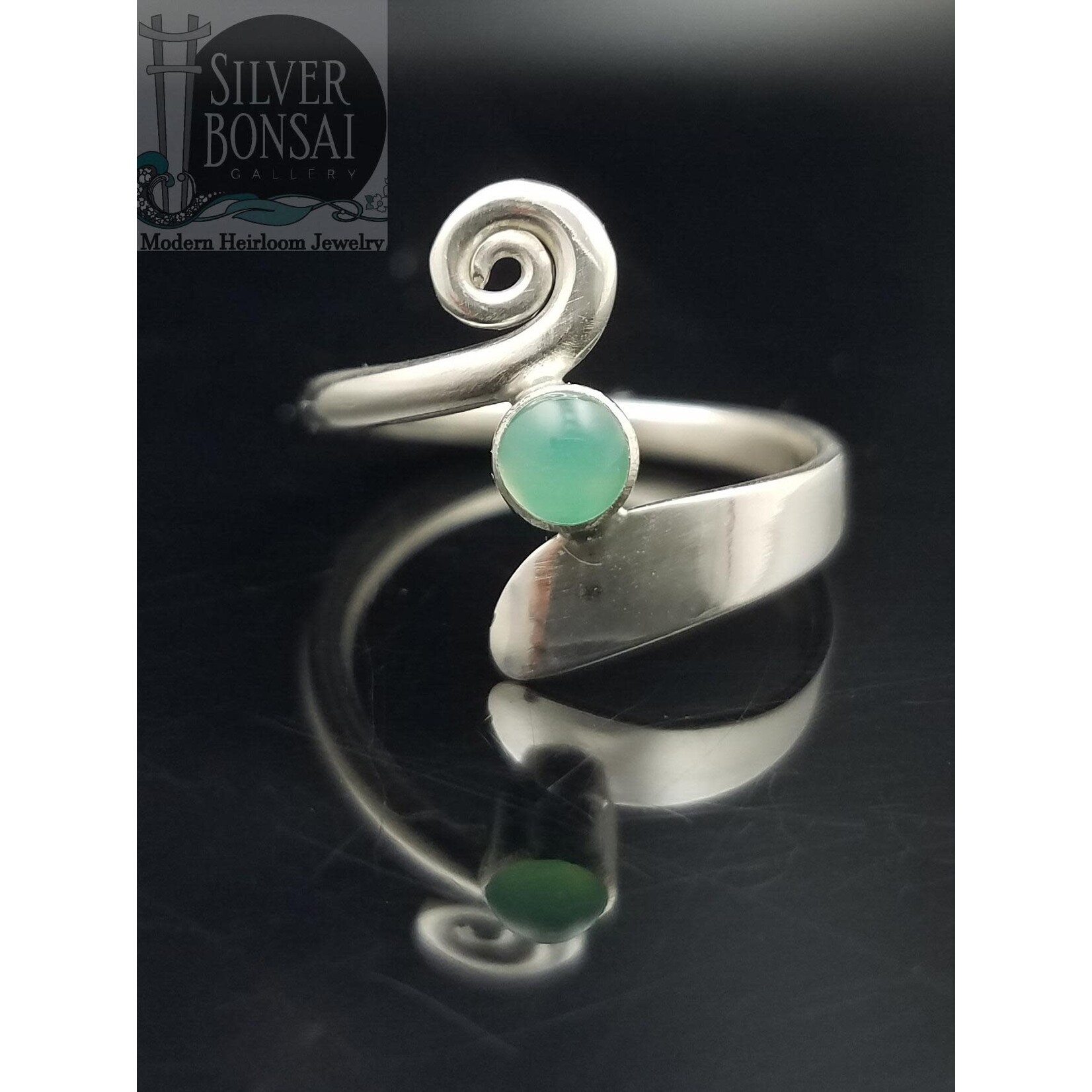 Modern Heirloom® Chrysoprase 12g, Blade Spiral Ring  in SS