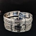 Modern Heirloom® Maple Leaf Scroll Bracelet, 13mm