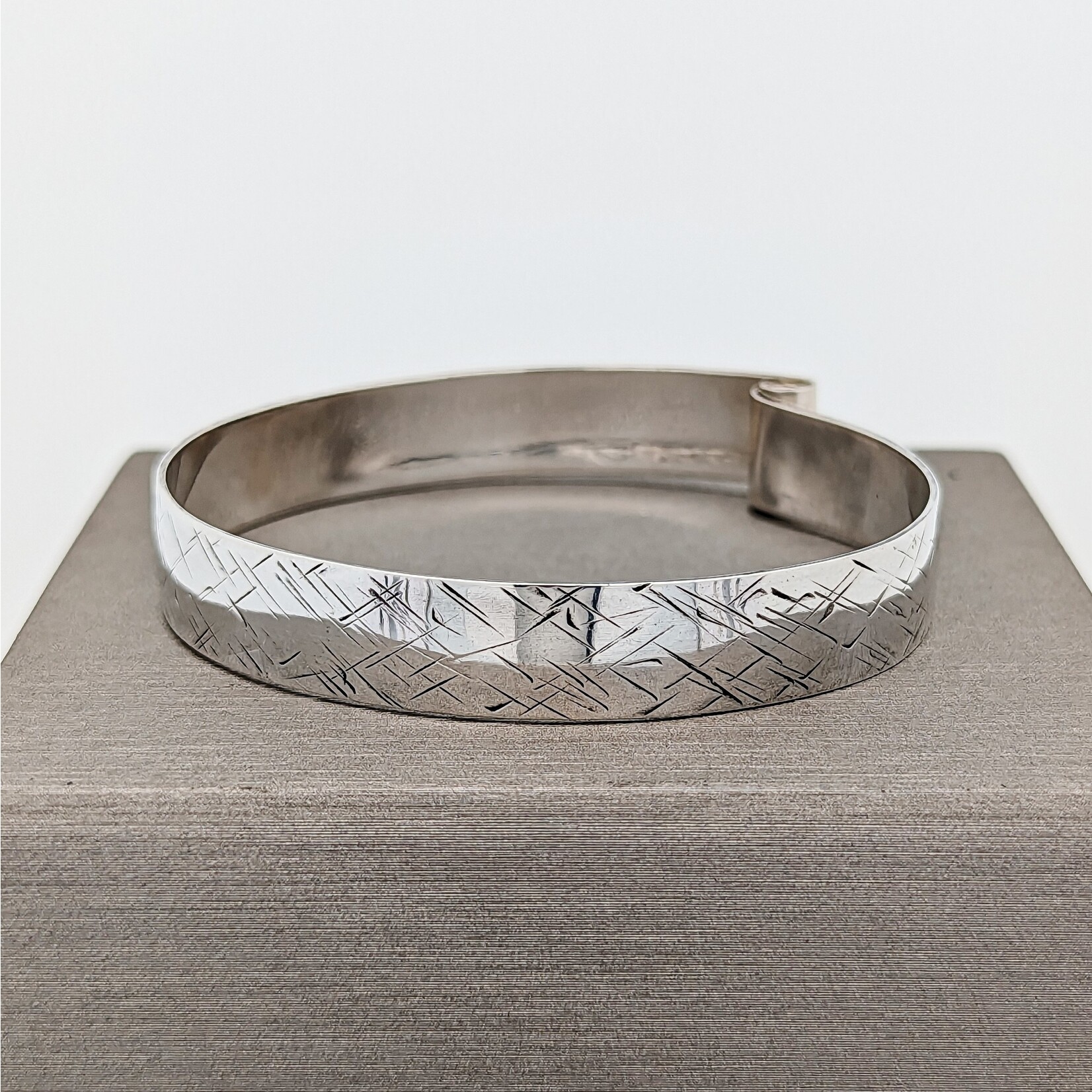 Modern Heirloom® Forged Texture Scroll Bracelet, 13mm