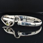 Modern Heirloom® AC Hook Bracelet, Peridot,  5mm 7” Silver