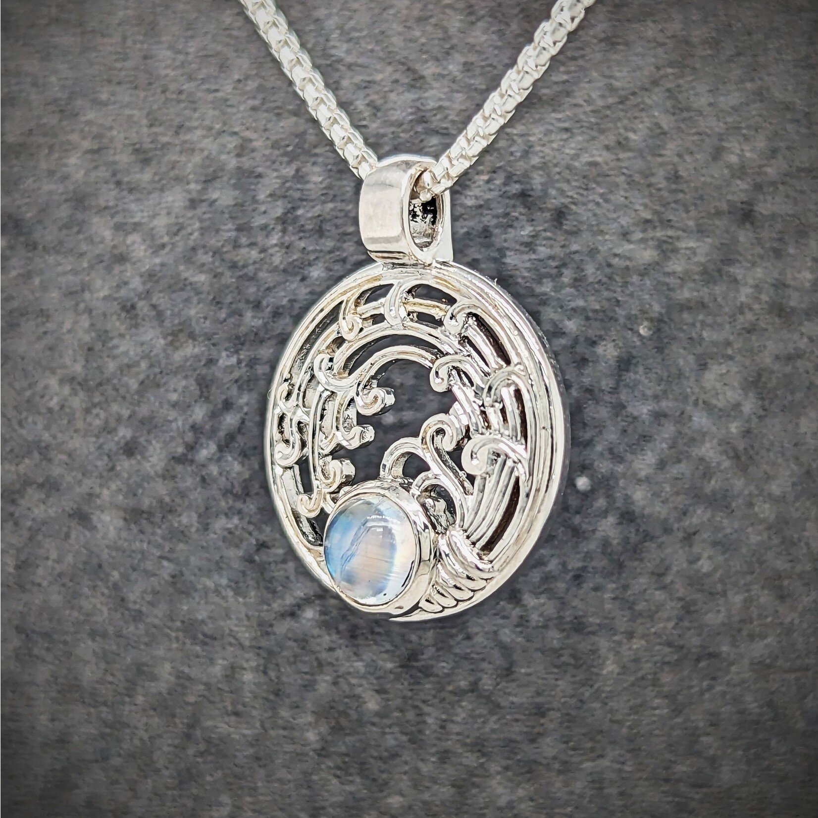 Modern Heirloom® Rice Mon Necklace - Moonstone