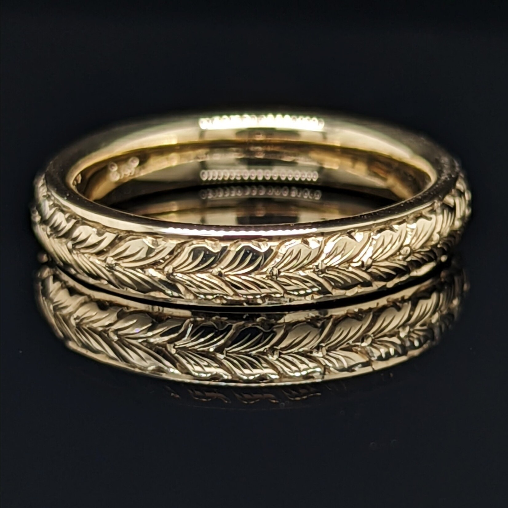 Modern Heirloom® Wheat Leaf Band, 4mm wide, 14KY, Sz6.75
