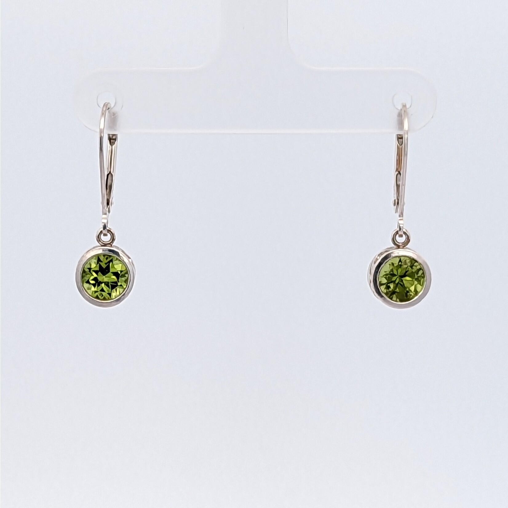 Modern Heirloom® Sterling Filigree Dangle Earring w/ 6mm Peridot