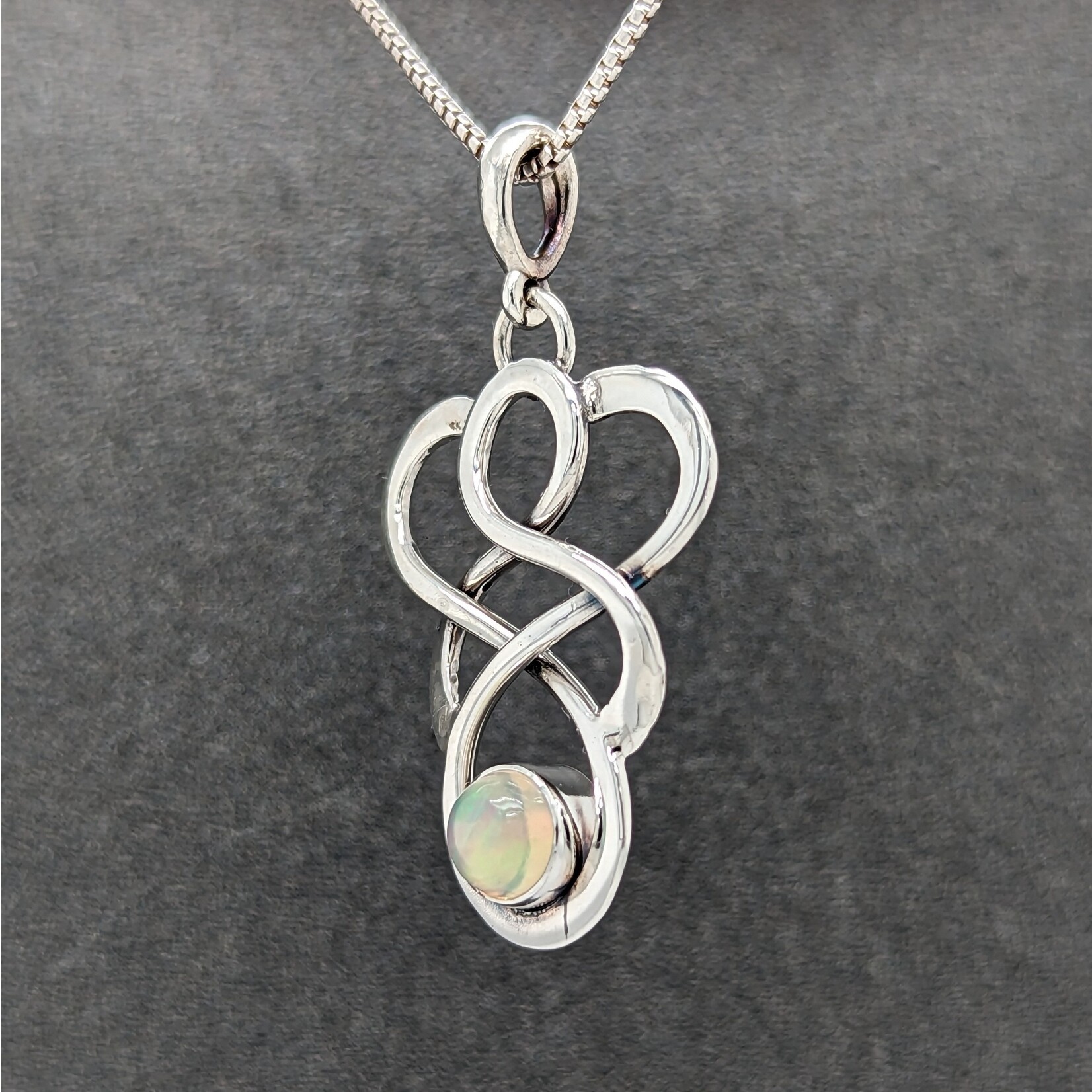 Modern Heirloom® Intertwined Nouveau 7mm Opal Necklace