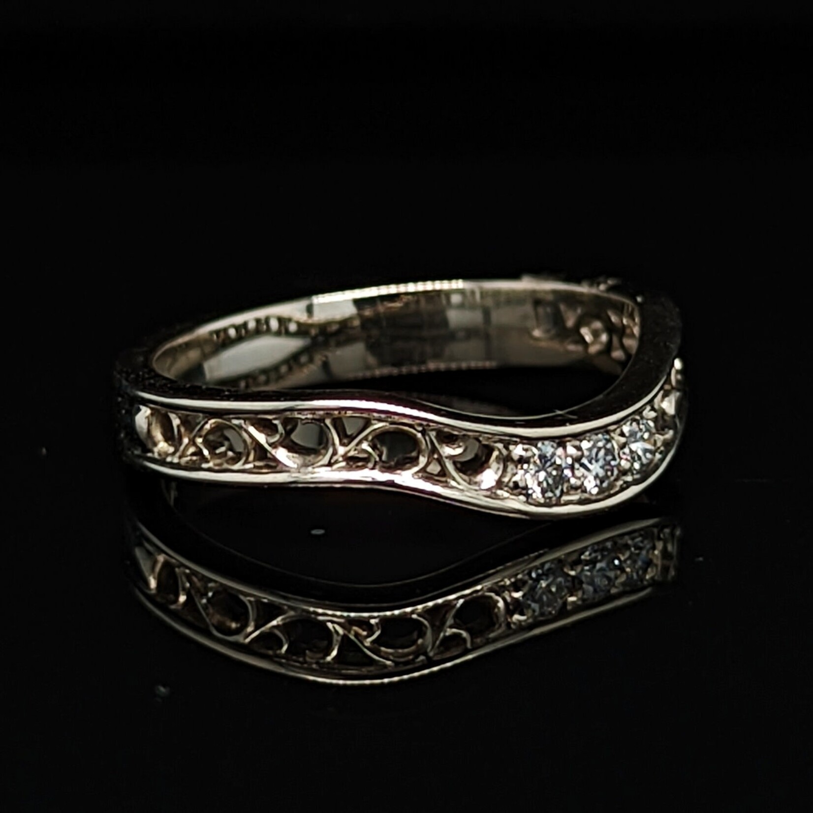 Modern Heirloom® Filigree Contour 3-Stone Band, 14KW