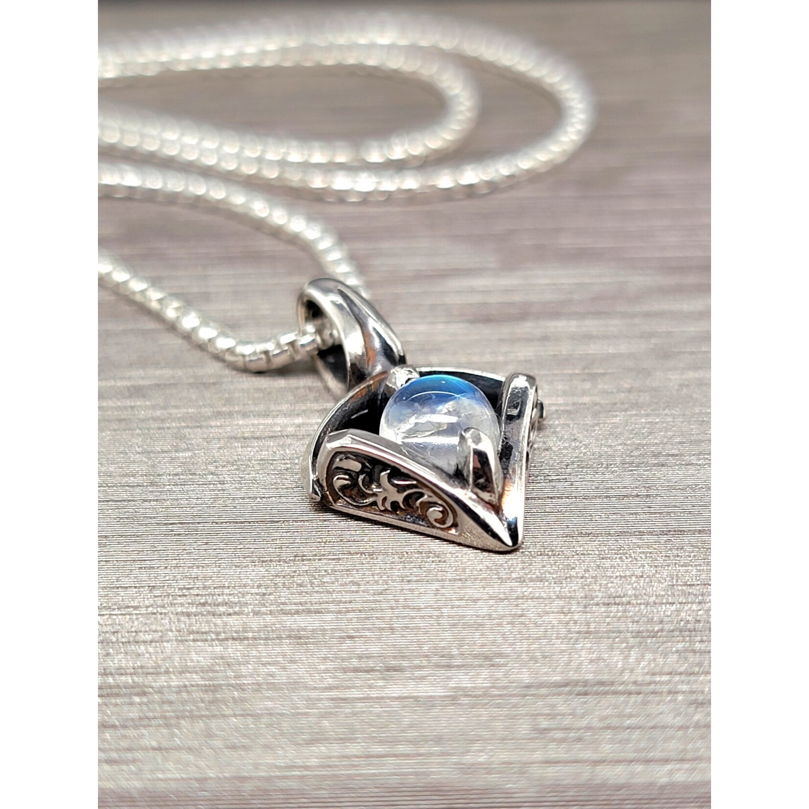 Modern Heirloom® Petite Amulet of the Moon, Moonstone & Sterling, 6mm Round