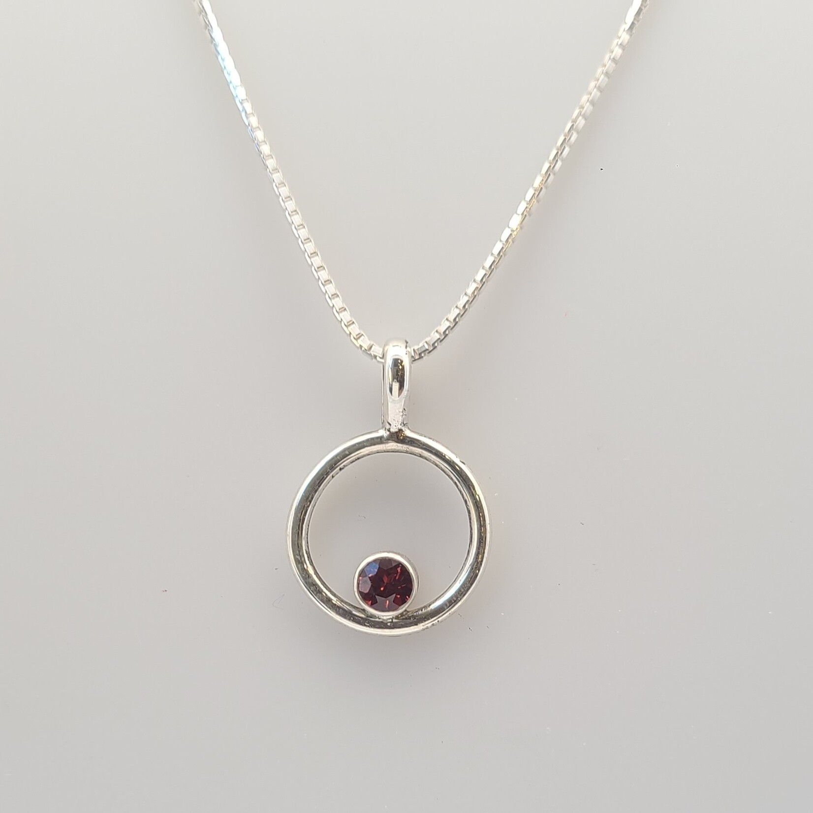 Modern Heirloom® Micro Circle Garnet Pendant