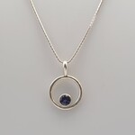 Modern Heirloom® Micro Circle w/ 5mm Iolite, 20" Octava