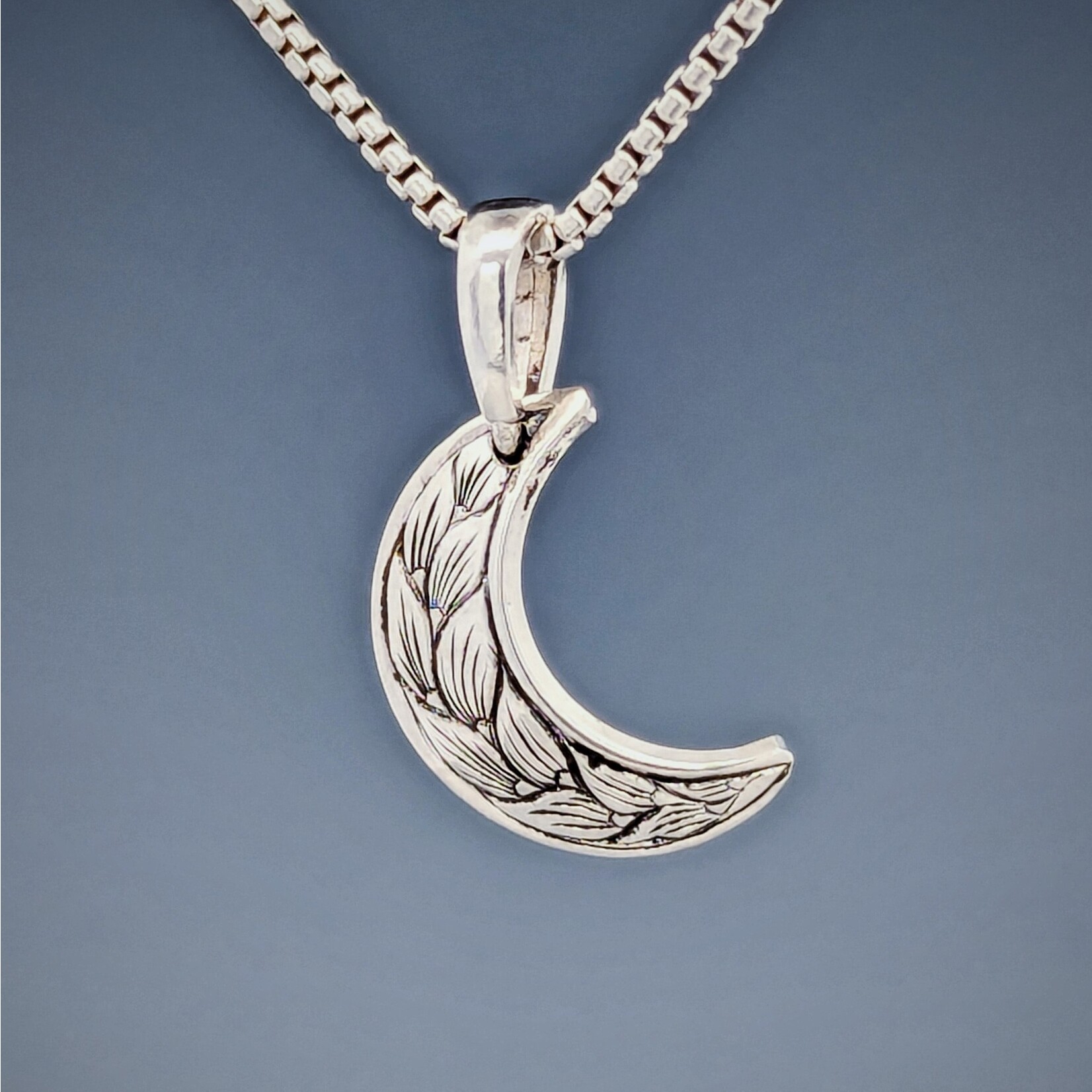 Modern Heirloom® Engraved 16mm Wheat Leaf Crescent Moon Necklace