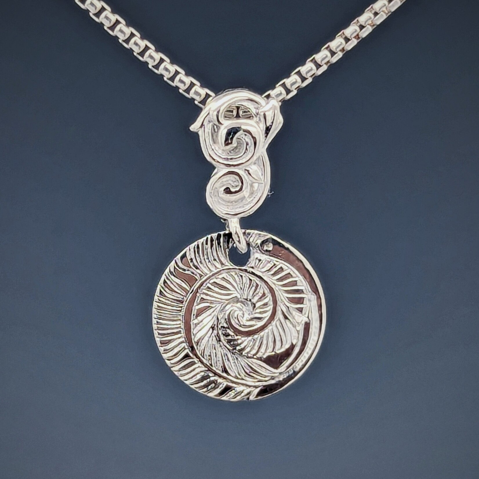 Modern Heirloom® Engraved Feather Micro-Medallion