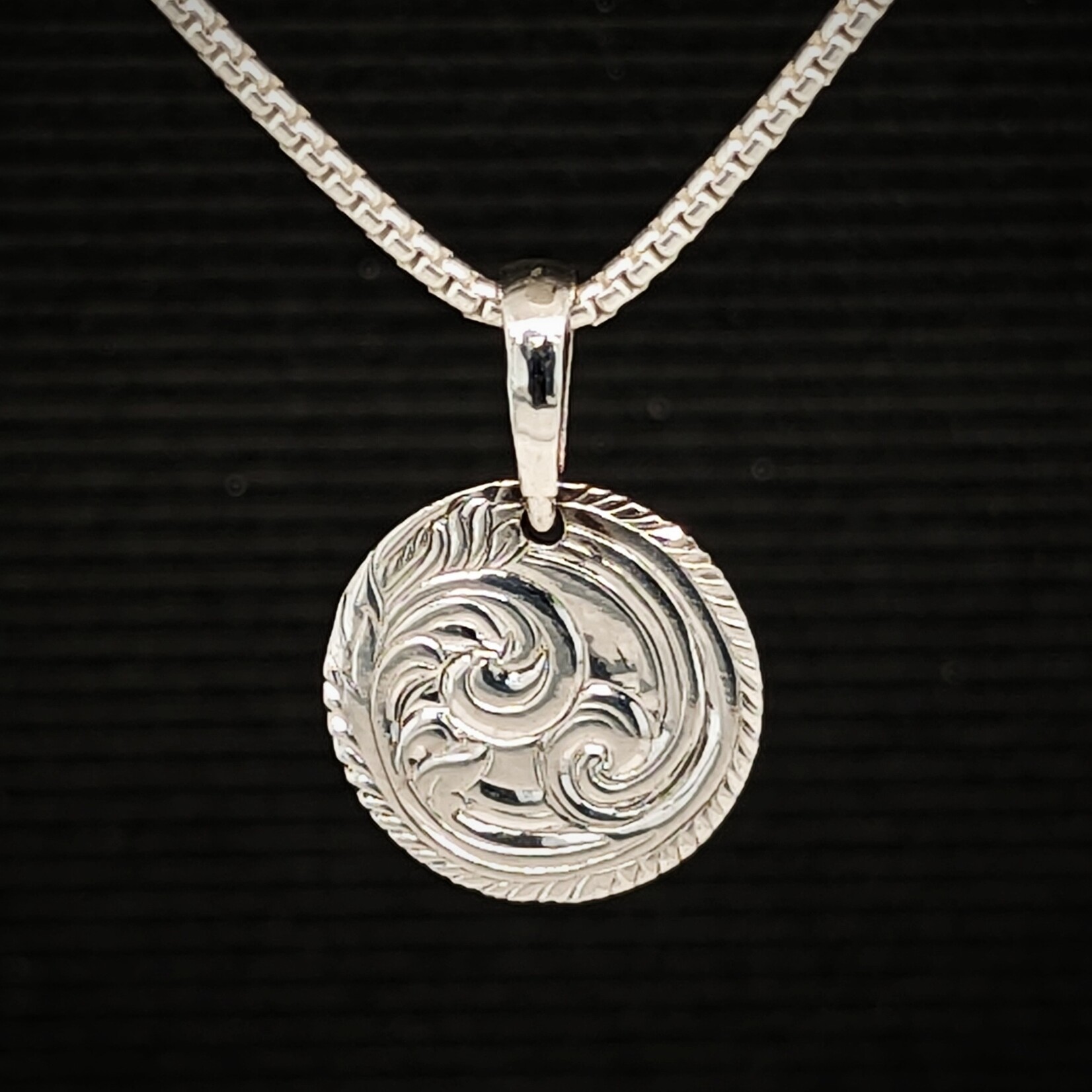 Modern Heirloom® Fiddlehead Fern Micro Medallion