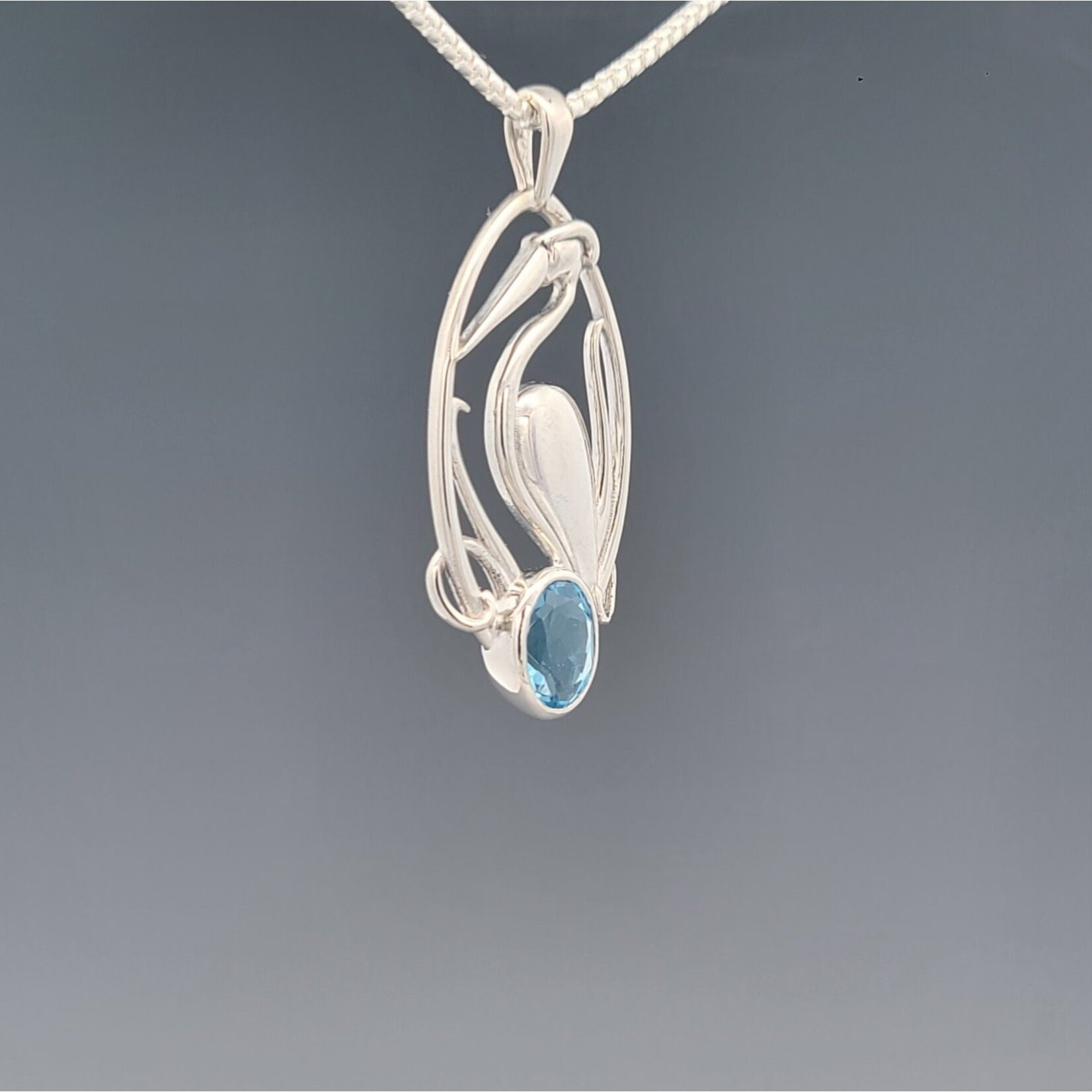 Modern Heirloom® Nouveau Crane Blue Topaz Gem 18" Sterling Necklace