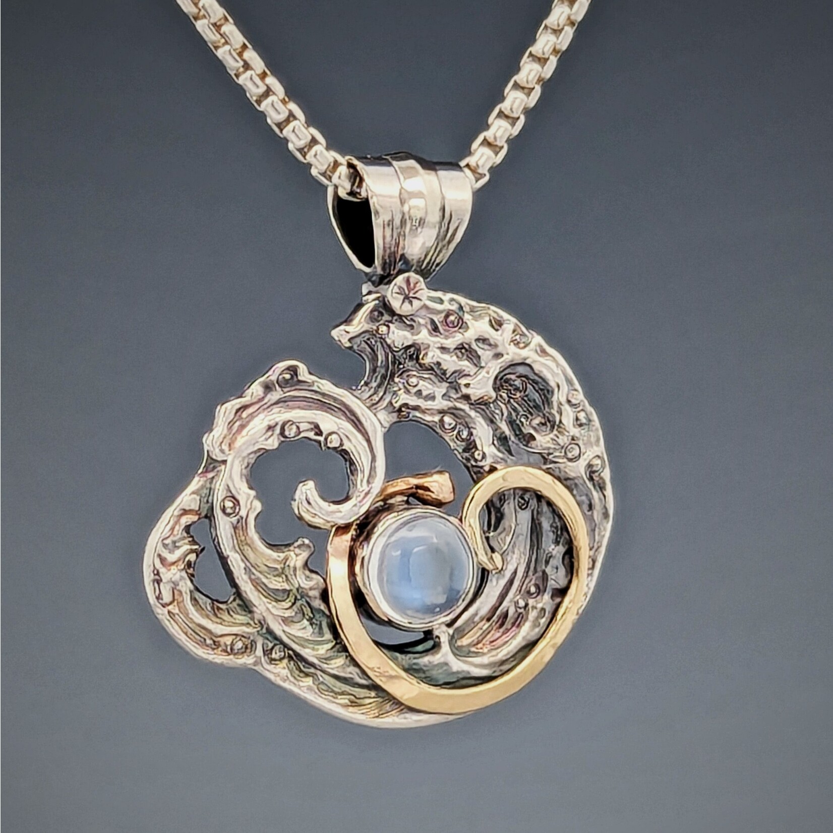 Modern Heirloom® Sculpted Wave w/ Moonstone and 14KY Gold Accent, Small