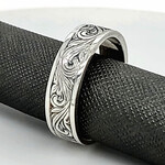 Modern Heirloom® Acanthus Scroll Band SS 7mm wide