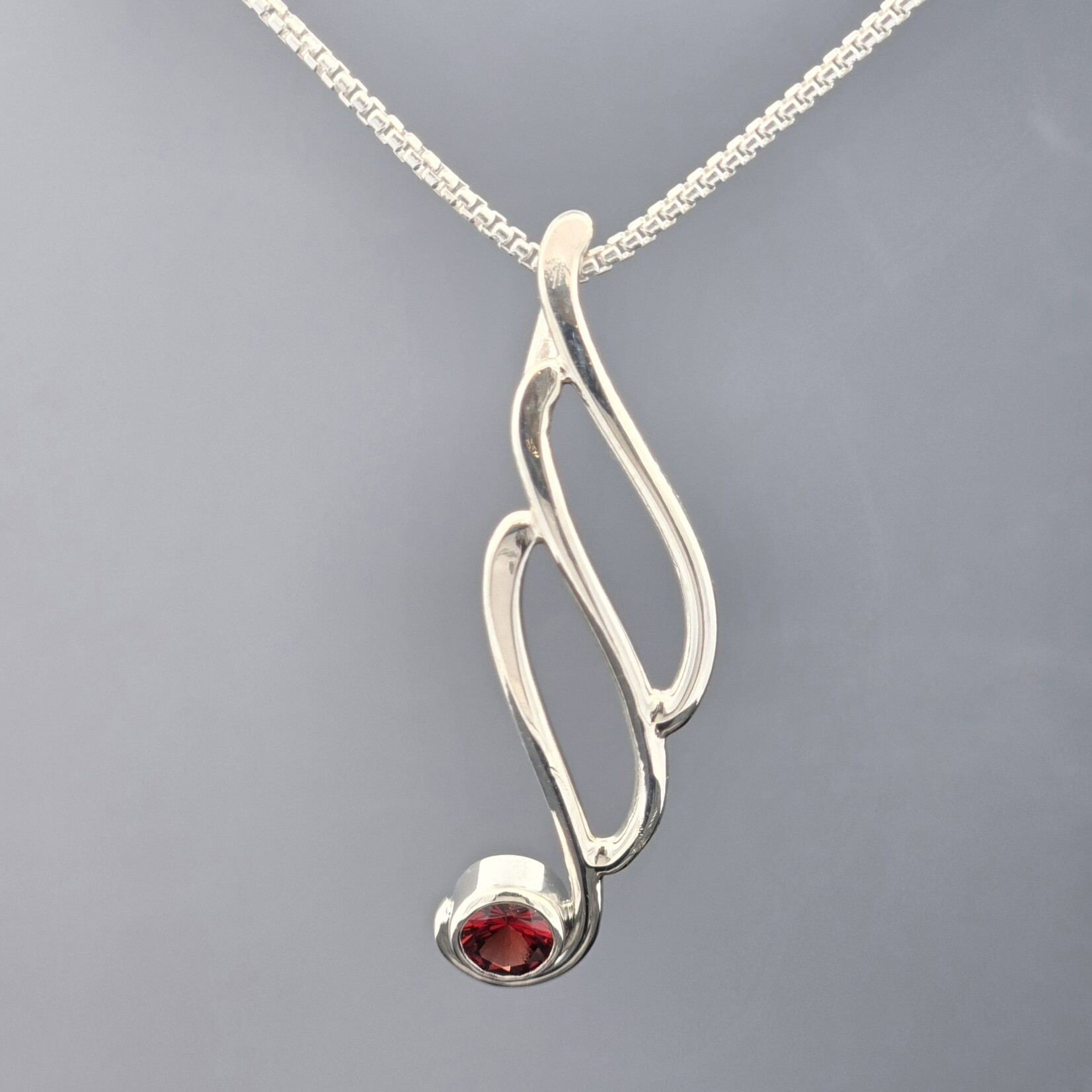 Modern Heirloom® Torchlight Garnet Pendant, 5mm Cab, 16"-1.1mm