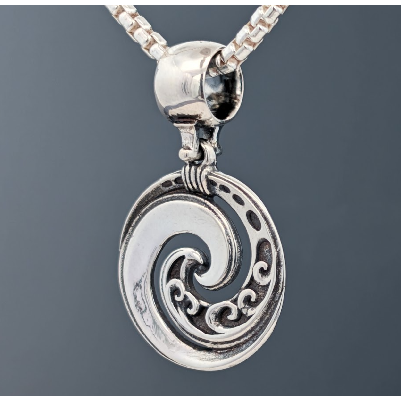 Modern Heirloom® Heavy Bail Kuru Pendant, 18” 1.8mm Rounded Box