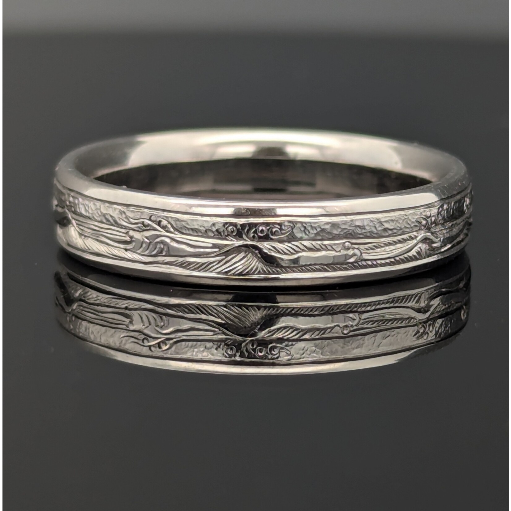 Modern Heirloom® Sunrise over the Sea Ring