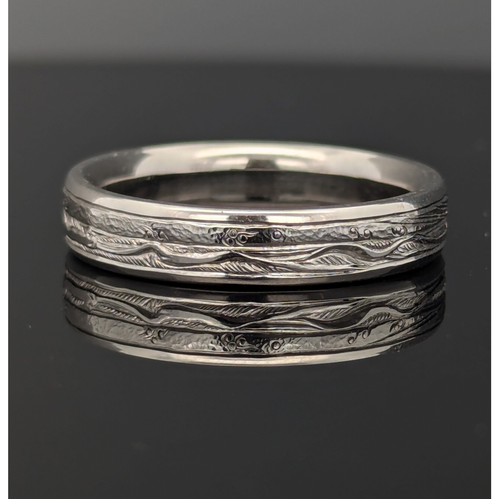 Modern Heirloom® Sunrise over the Sea Ring