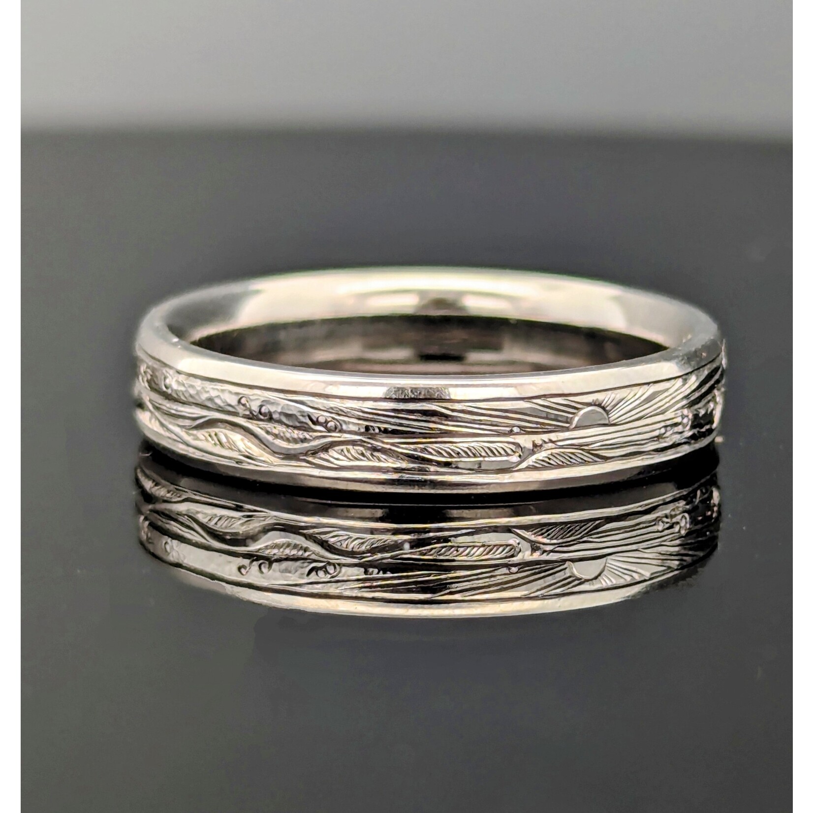 Modern Heirloom® Sunrise over the Sea Ring