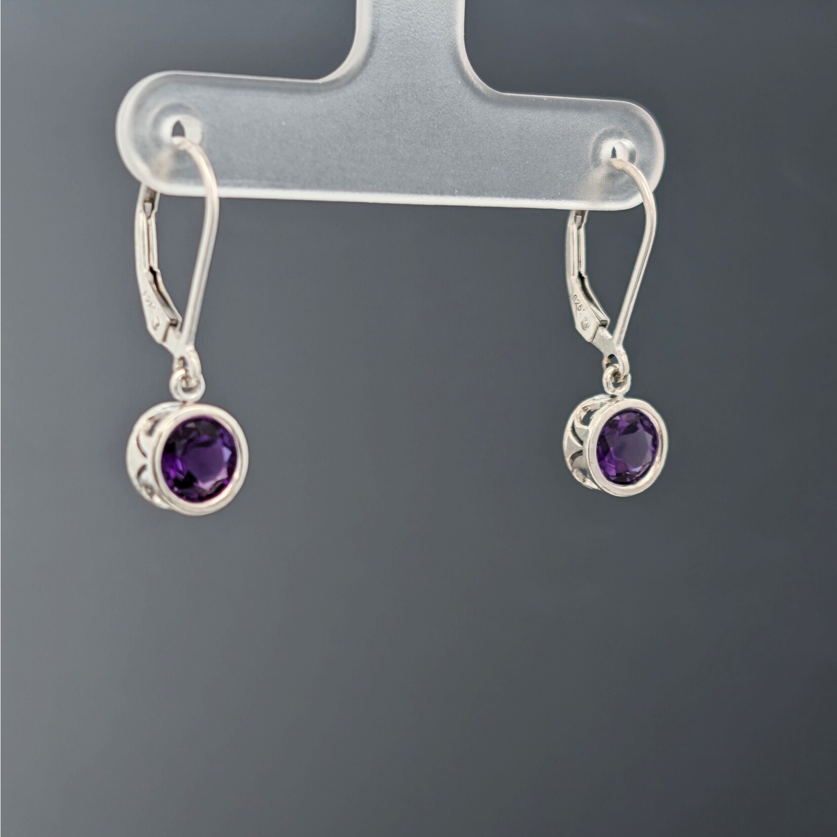 Sterling Filigree Dangle Earring w/ 6mm Amethyst