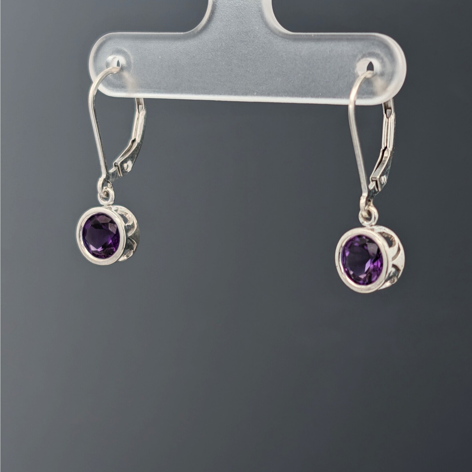 Sterling Filigree Dangle Earring w/ 6mm Amethyst