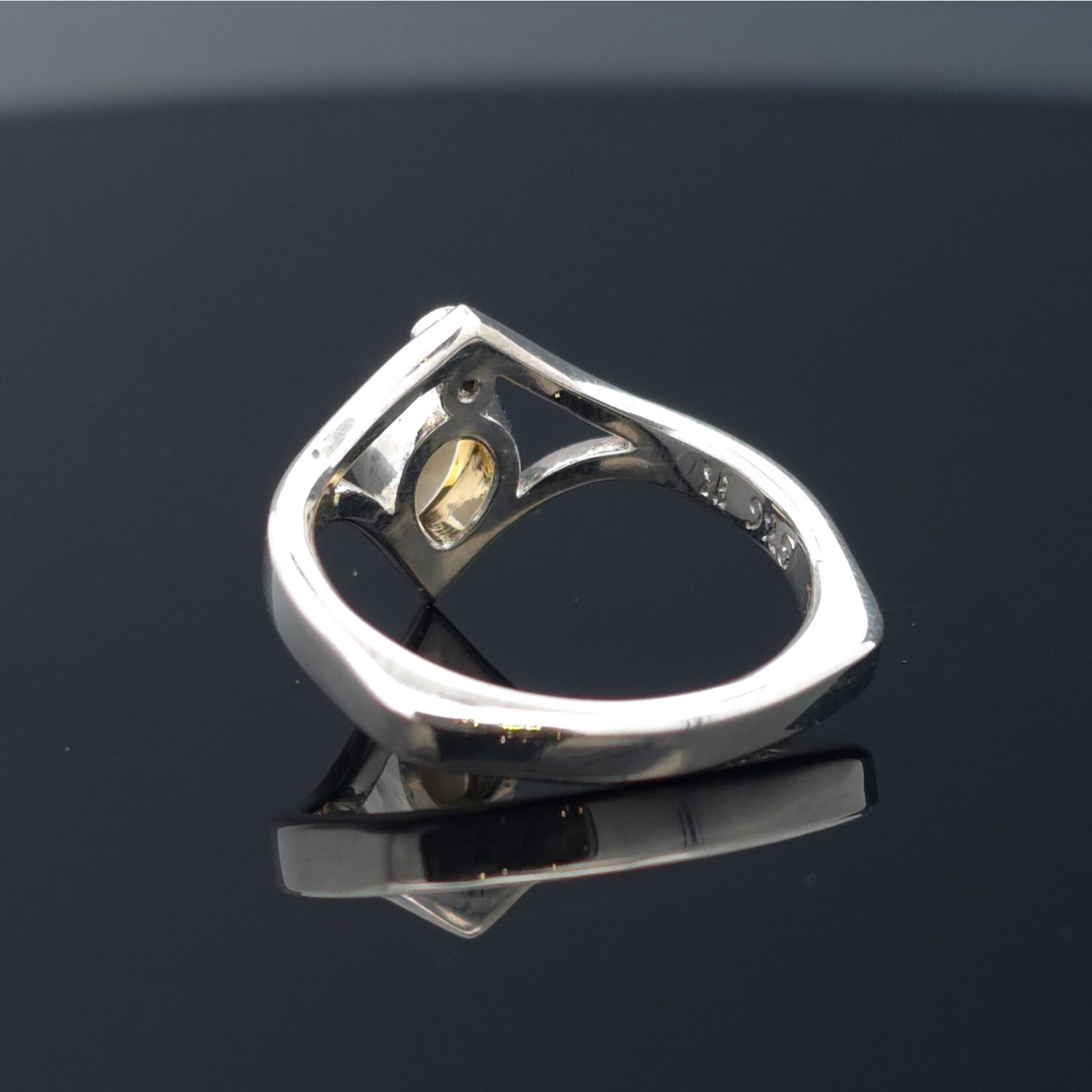 Modern Heirloom® Citrine Pear Solitaire in Sterling, Sz6.5