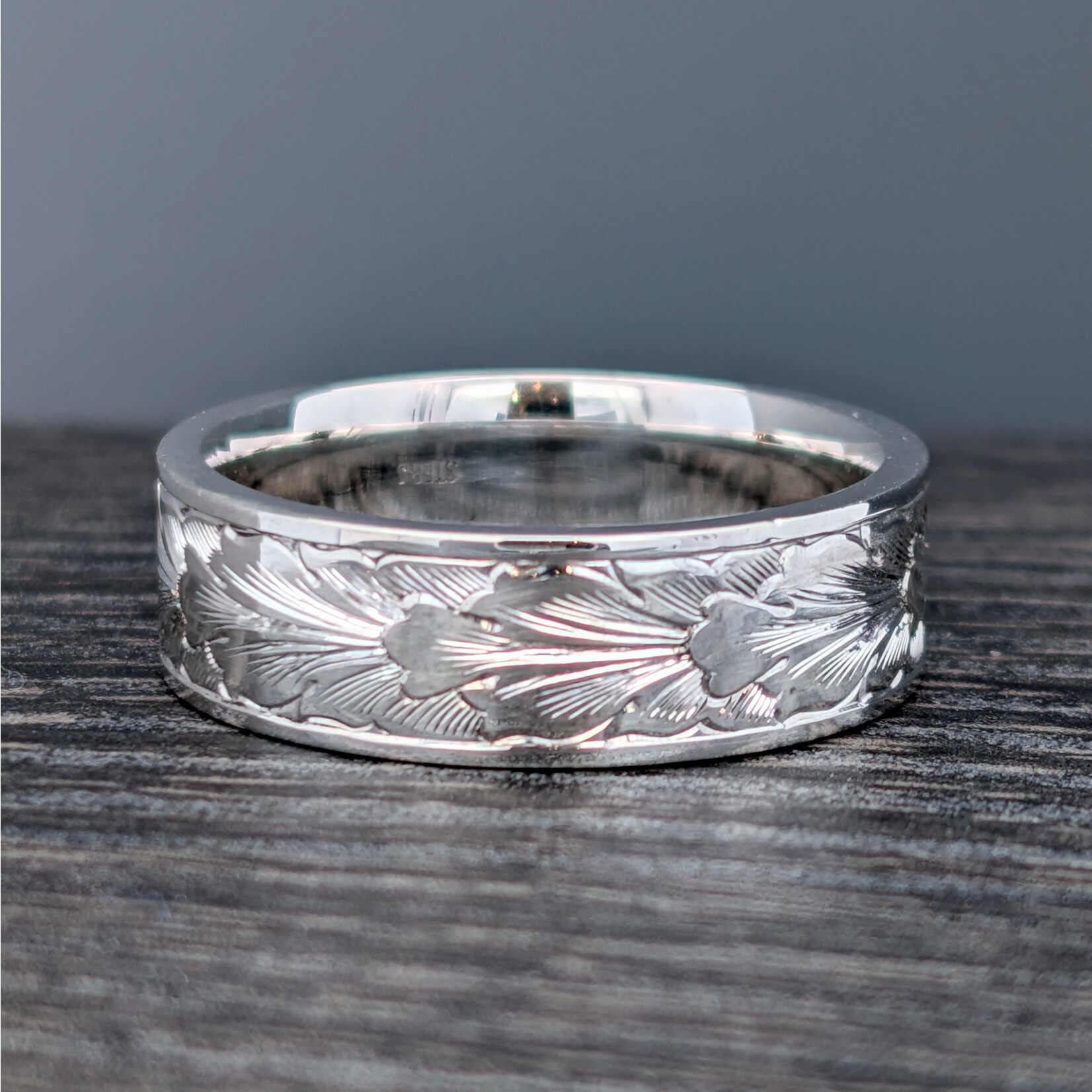 Modern Heirloom® Running Acanthus Engraved Band, Flat, 7mm, Sterling, sz10.5