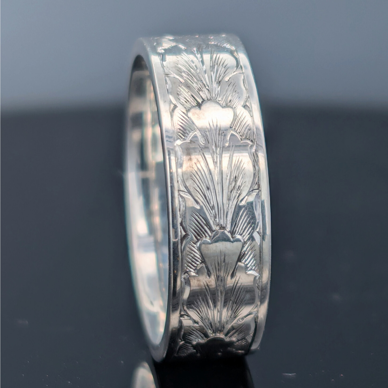 Modern Heirloom® Running Acanthus Engraved Band, Flat, 7mm, Sterling, sz10.5