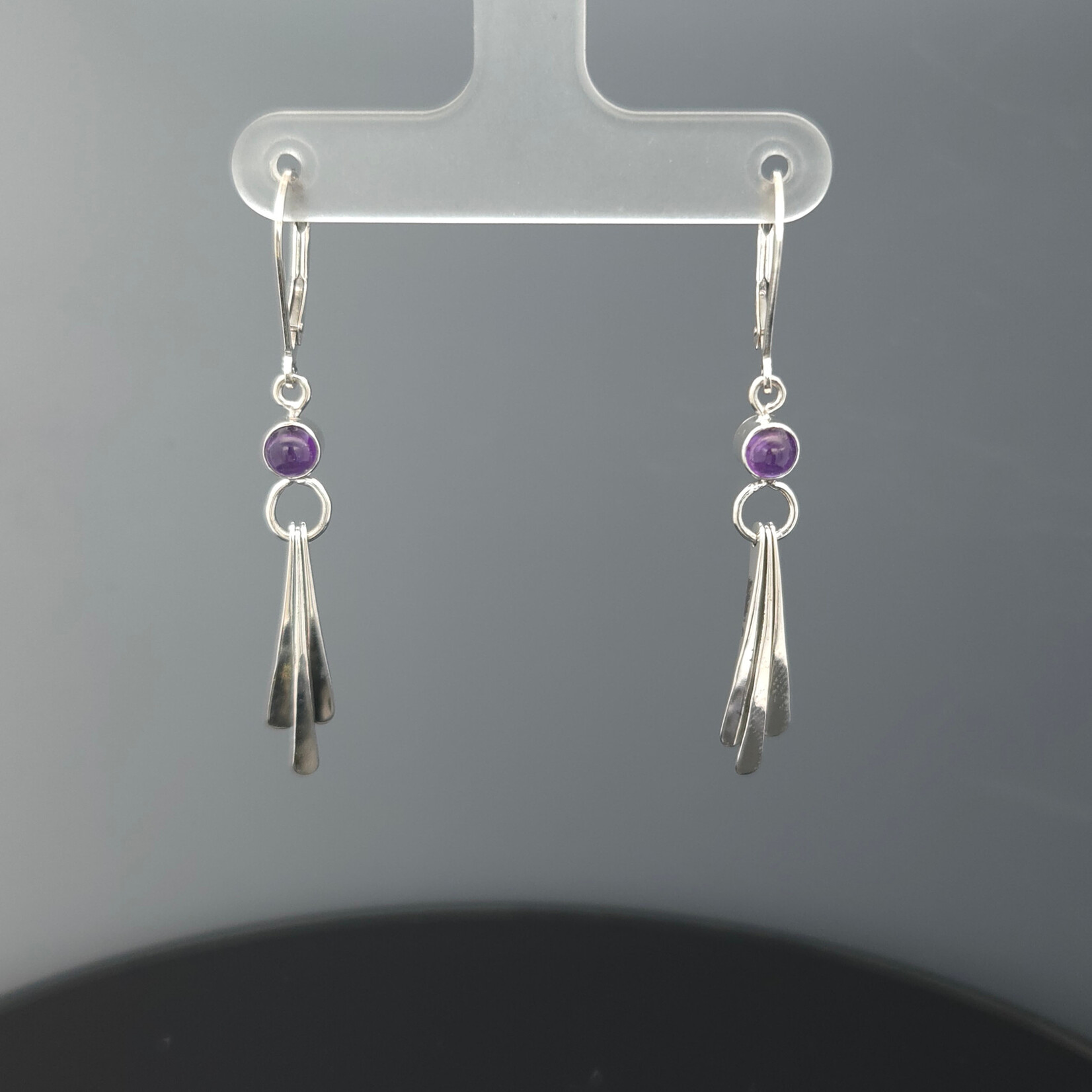 Modern Heirloom® Forged Drop Earring w/ Leverback