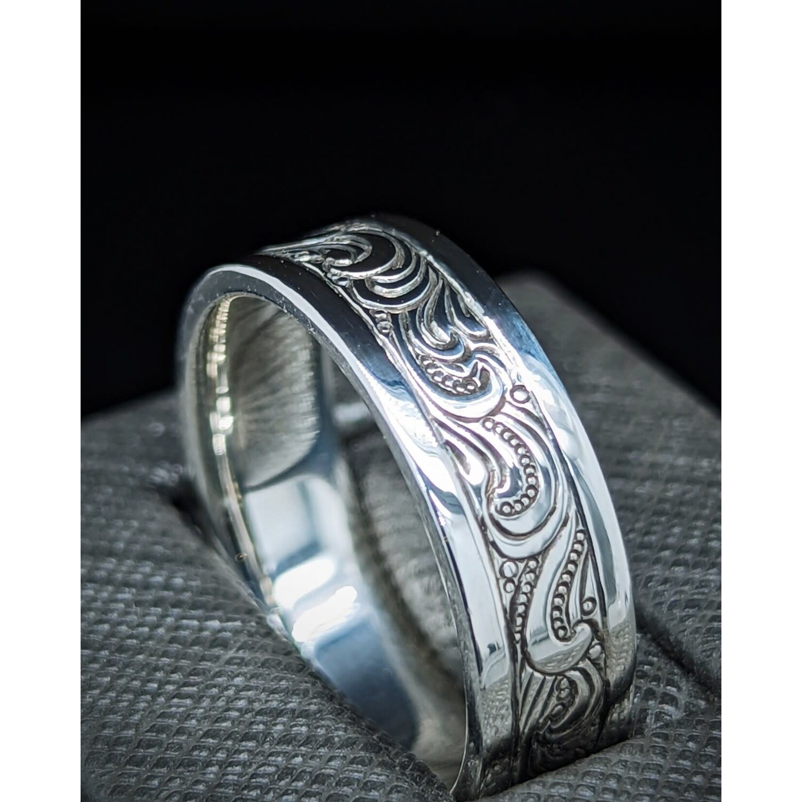 Modern Heirloom® Engraved Wave Ring , Sterling, Size 10