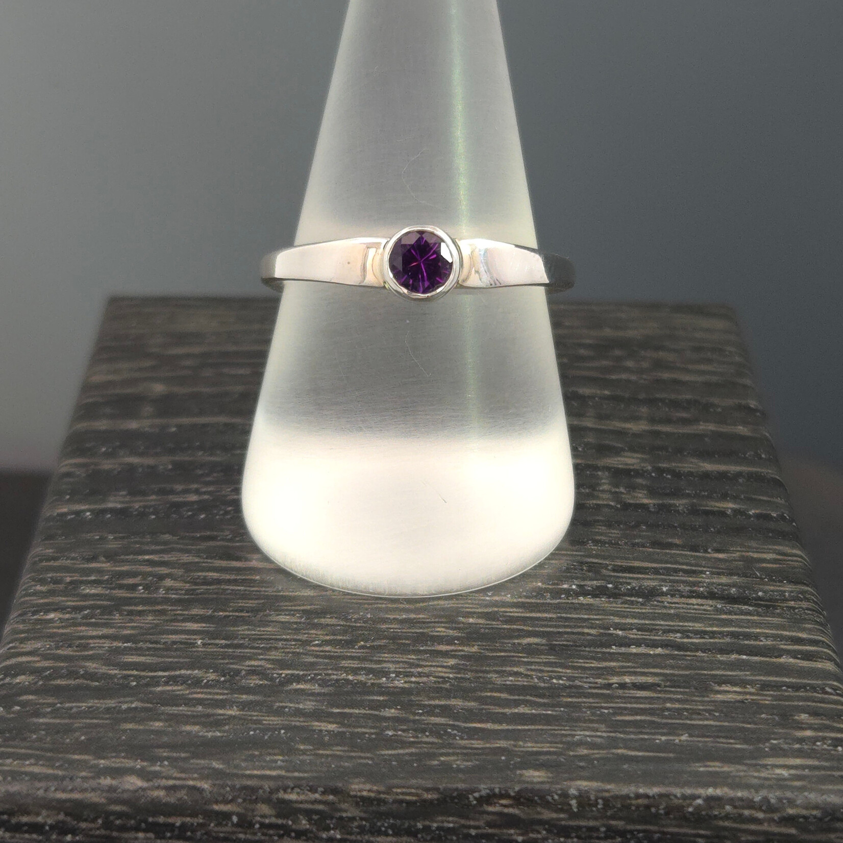 Modern Heirloom® Sterling Birthstone Ring 5mm