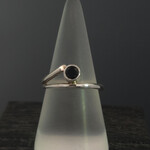 Modern Heirloom® Bypass Taper Ring w/ Faceted Onyx 5mm Size 7