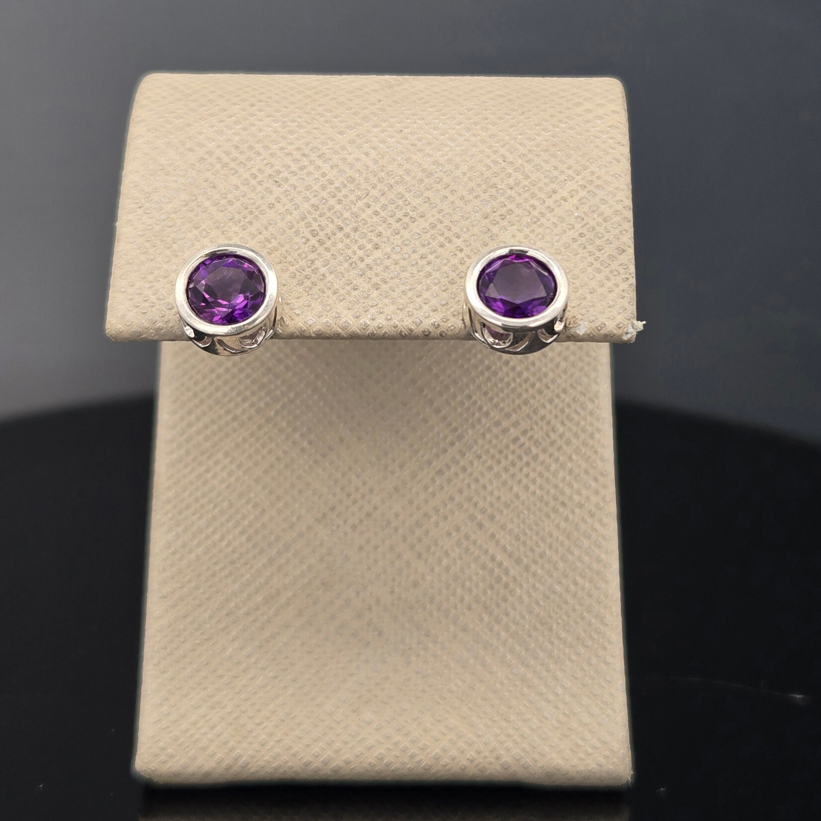 Modern Heirloom® Sterling Filigree Stud Earring w/ 6mm Amethyst