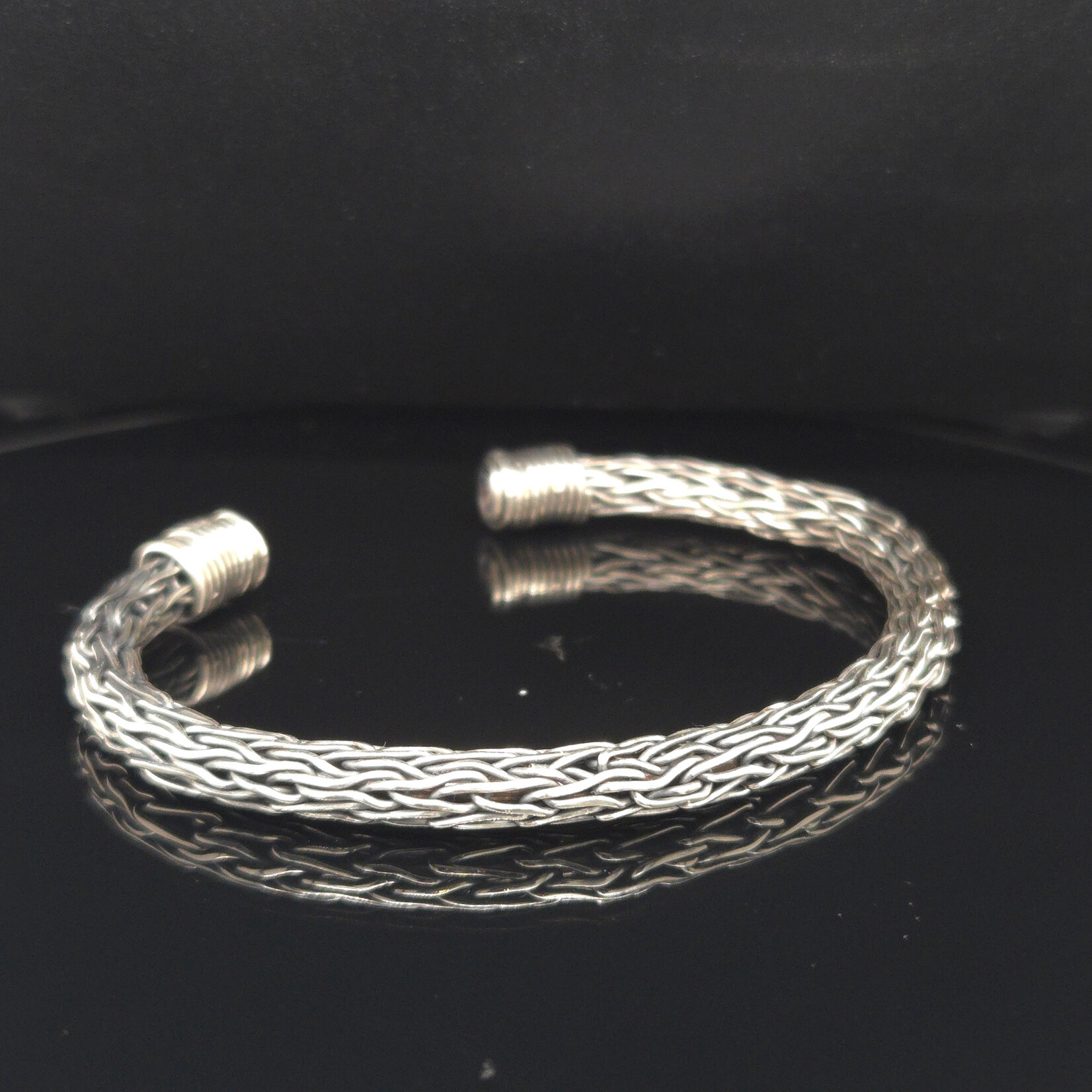 Modern Heirloom® Handcrafted 5mm Viking Knit Silver Cuff 7”