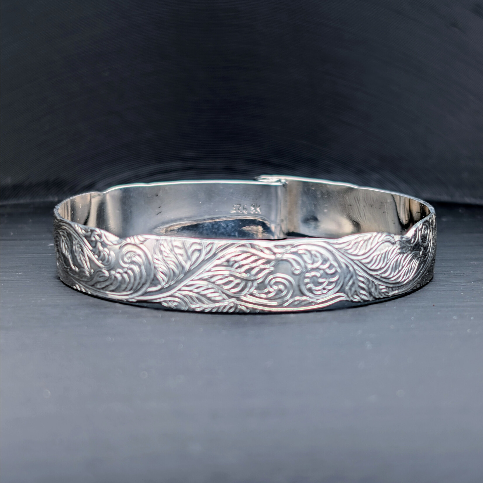 Modern Heirloom® Carved Border Fiddlehead Fern, Die-Struck Scroll Bracelet, 10mm