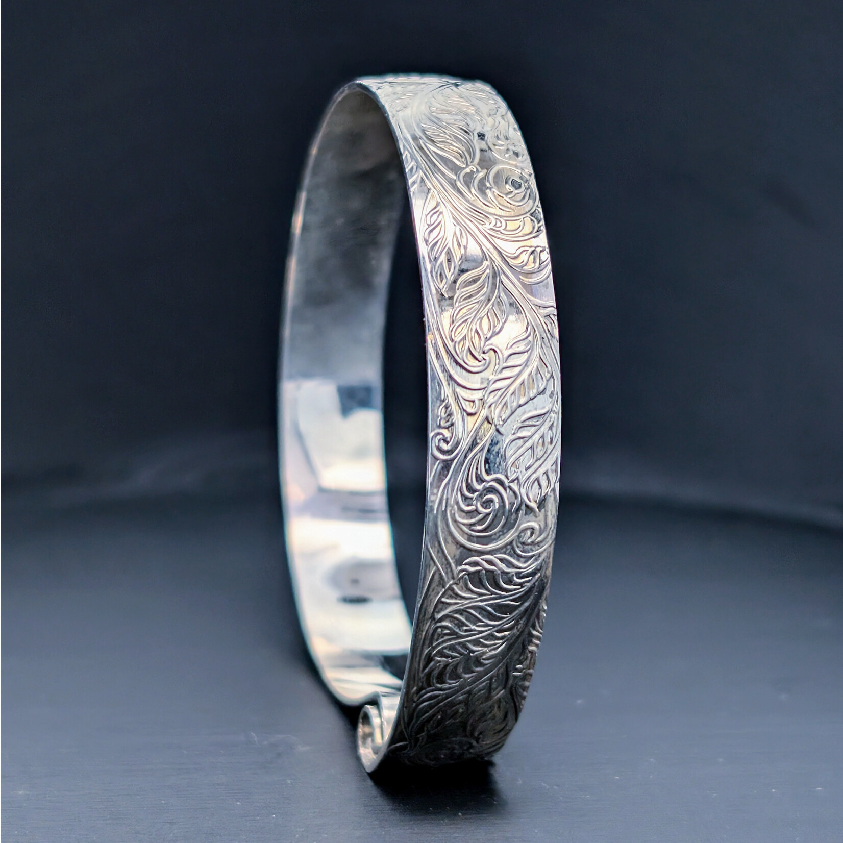 Modern Heirloom® Fiddlehead Fern, Die-Struck Scroll Bracelet, Concave, 13mm