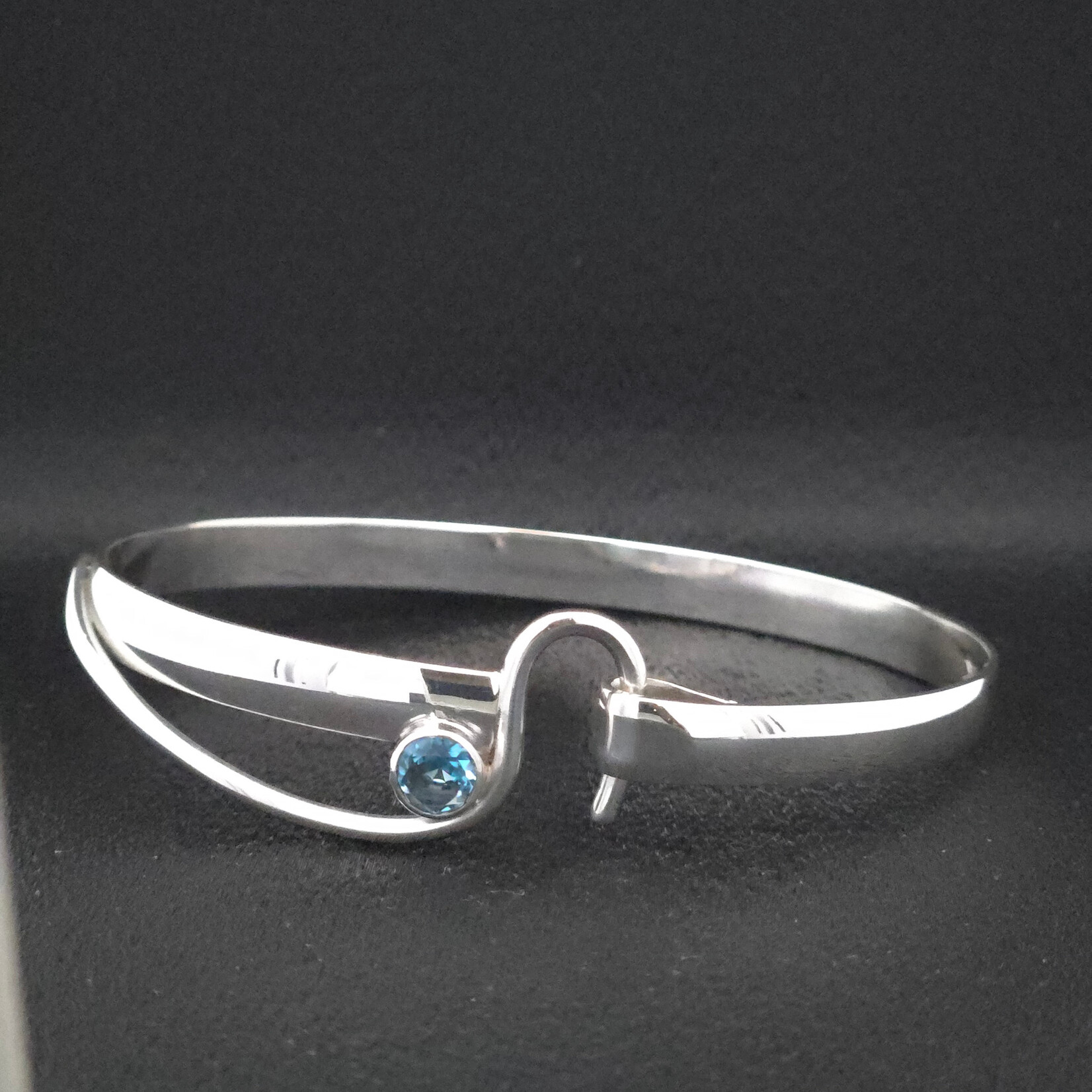 Modern Heirloom® AC Hook Bracelet, Blue Topaz 6mm