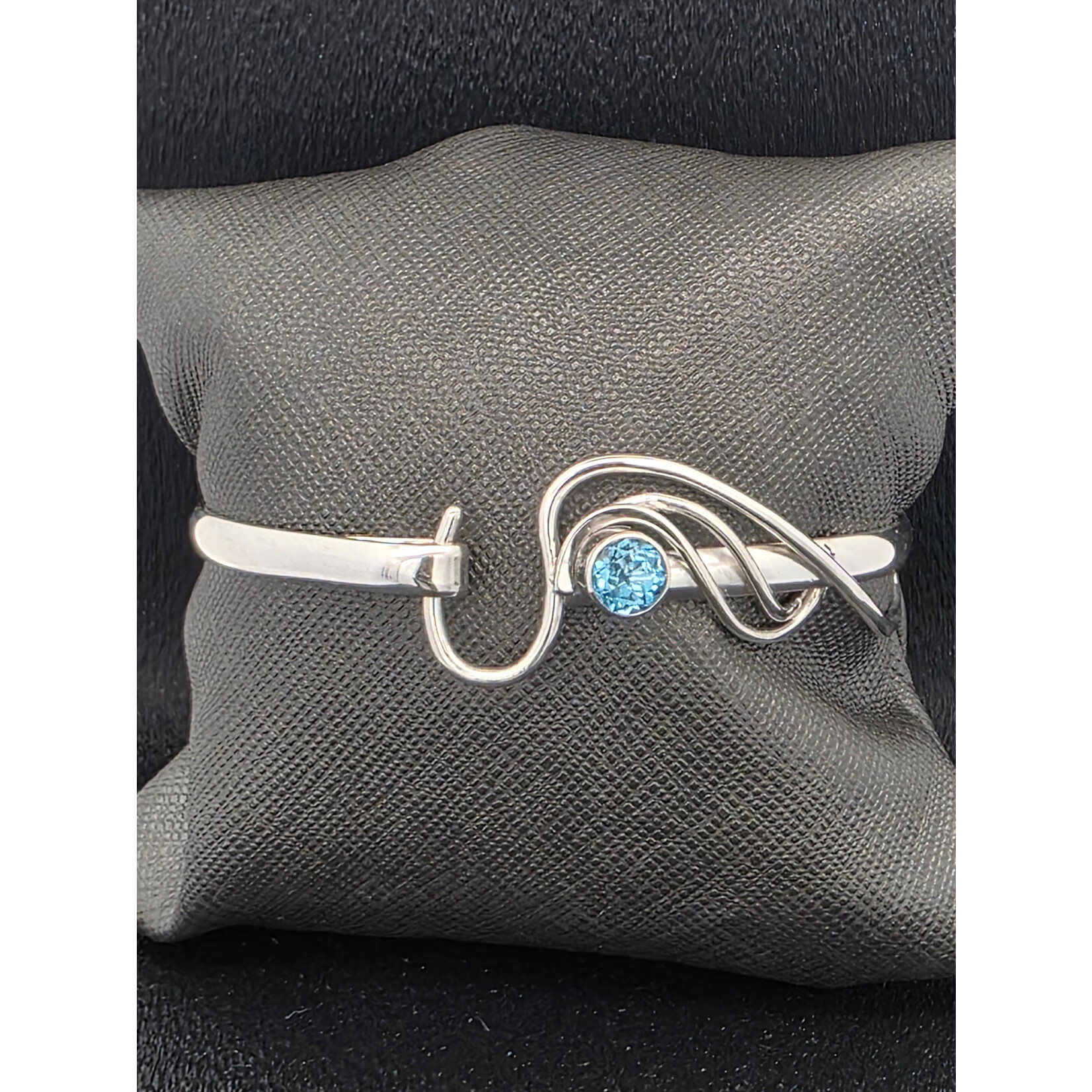 Modern Heirloom® AC Hook Bracelet, Blue Topaz 6mm , 4mm , 6.5" Wrist, Sterling