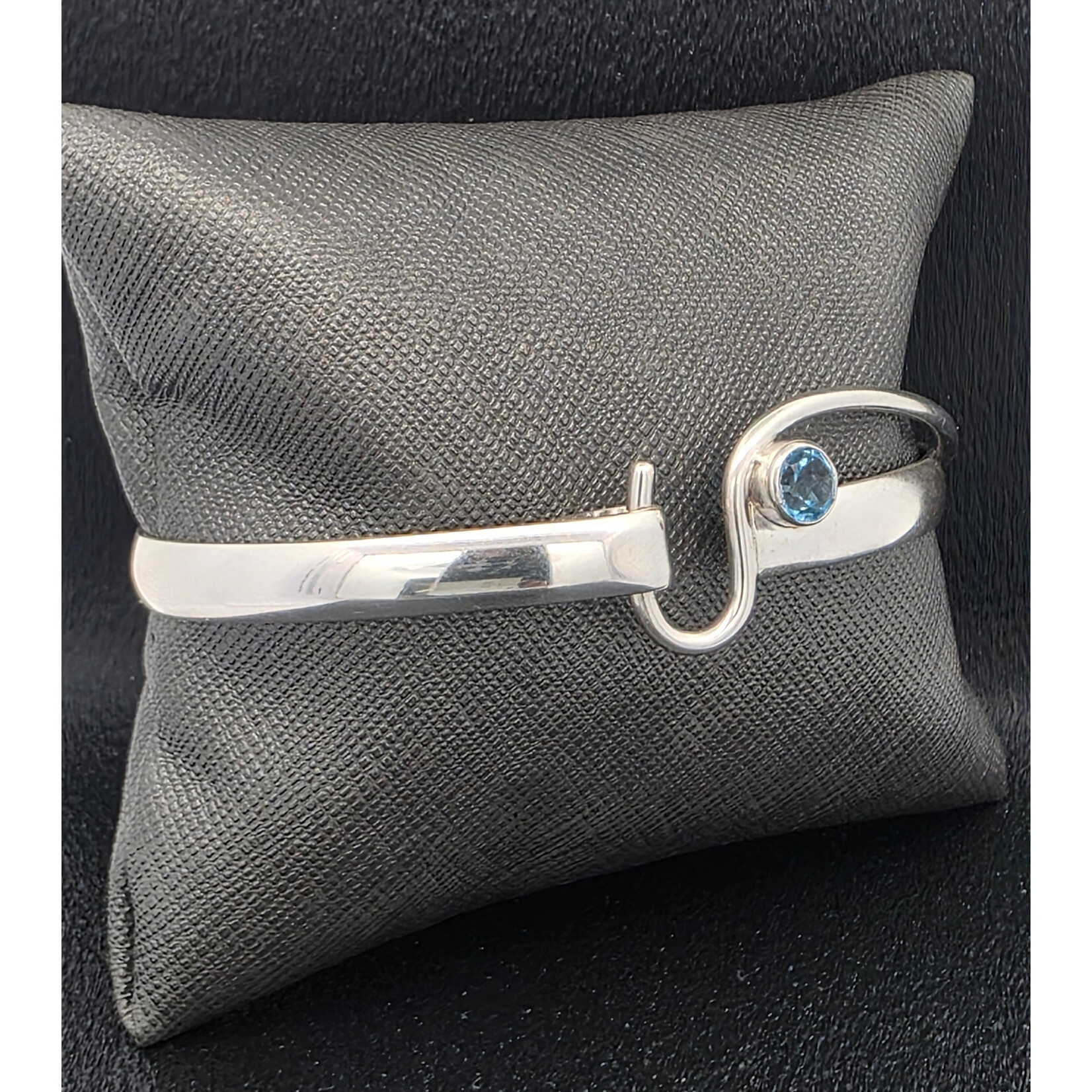 Modern Heirloom® AC Hook Bracelet, Blue Topaz 6mm, 8 " wrist