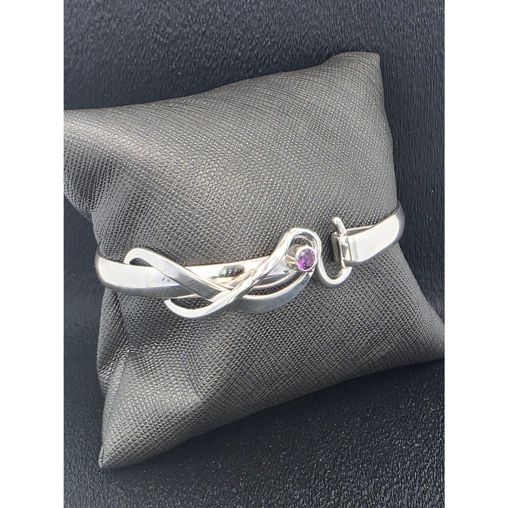 Modern Heirloom® Silver AC Hook Bracelet w/ Imitation 4mm Alexandrite, 7"