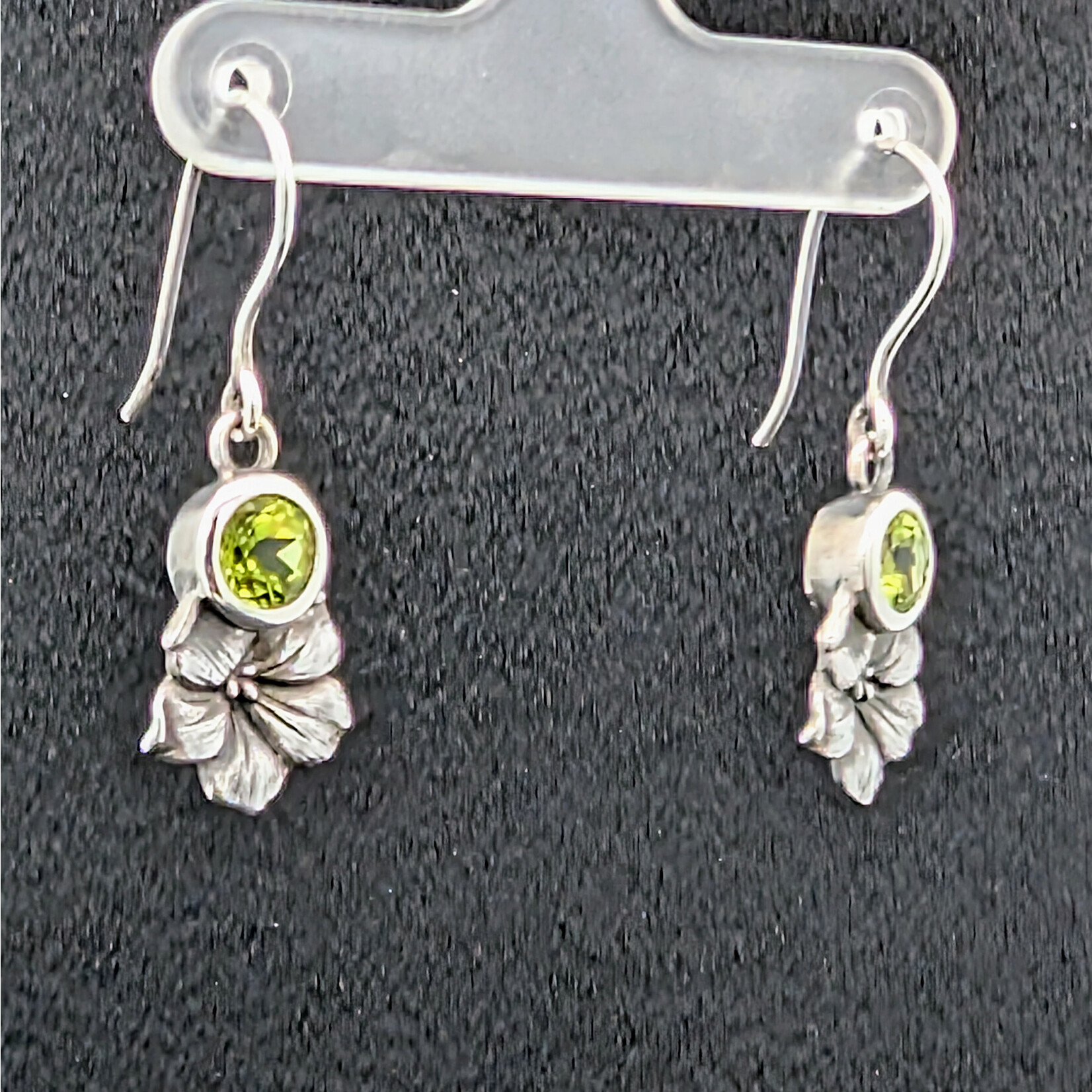 Carrie Nunes Jewelry Madeira Flower Earrings w/ Peridot