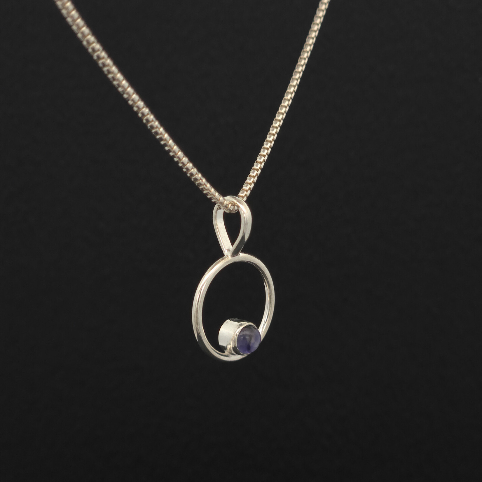 Modern Heirloom® Micro Circle Pendant 14mm on 18” 1.1