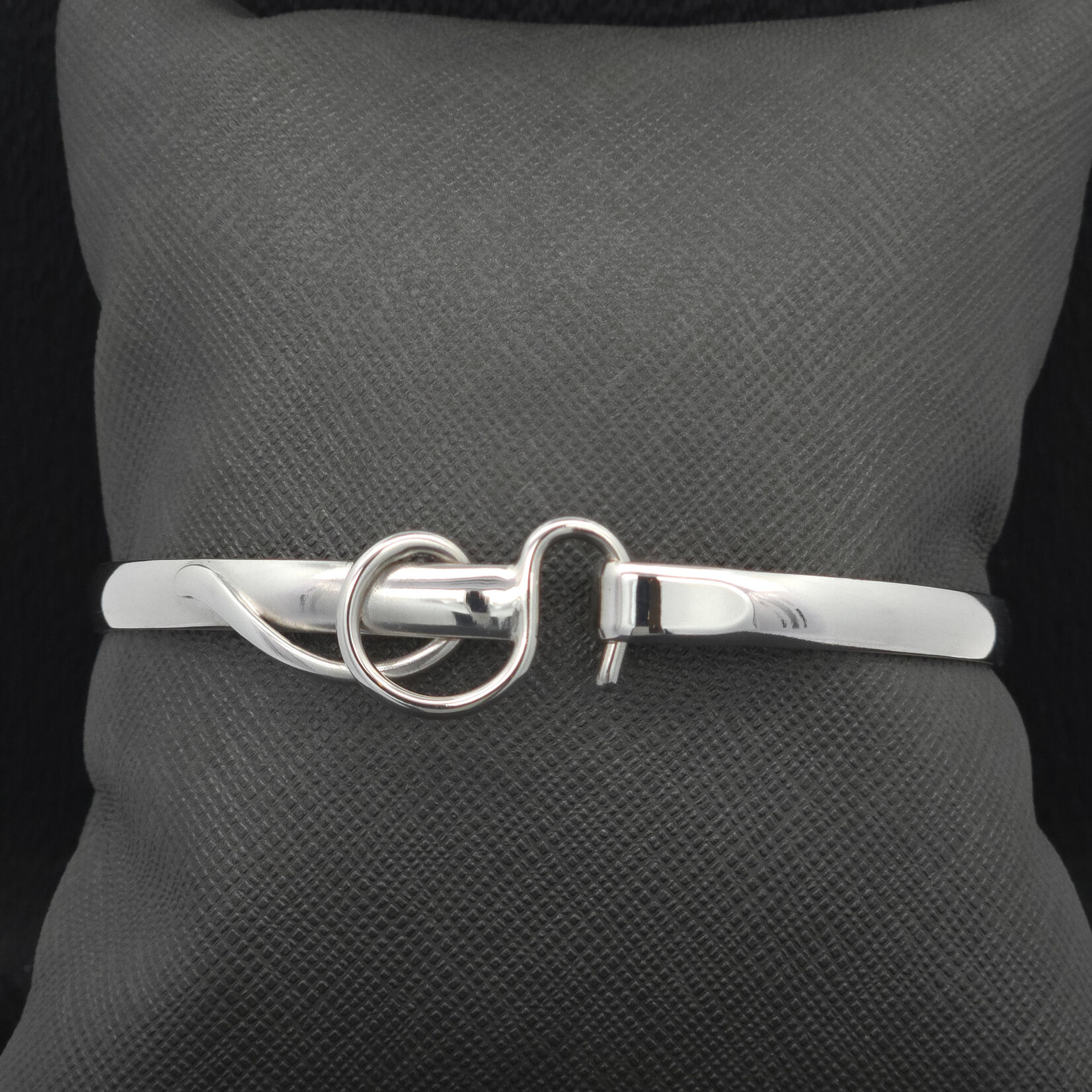 Modern Heirloom® Artist Choice Hook Bracelet 5mm wide, 8”