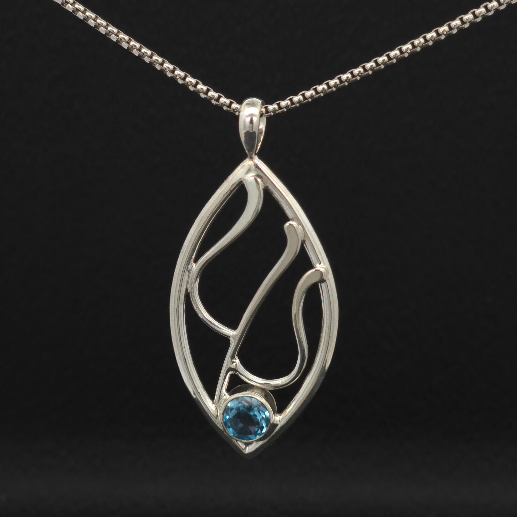 Modern Heirloom® Almond Seagrass Pendant 6mm Blue topaz 16” Rounded Box