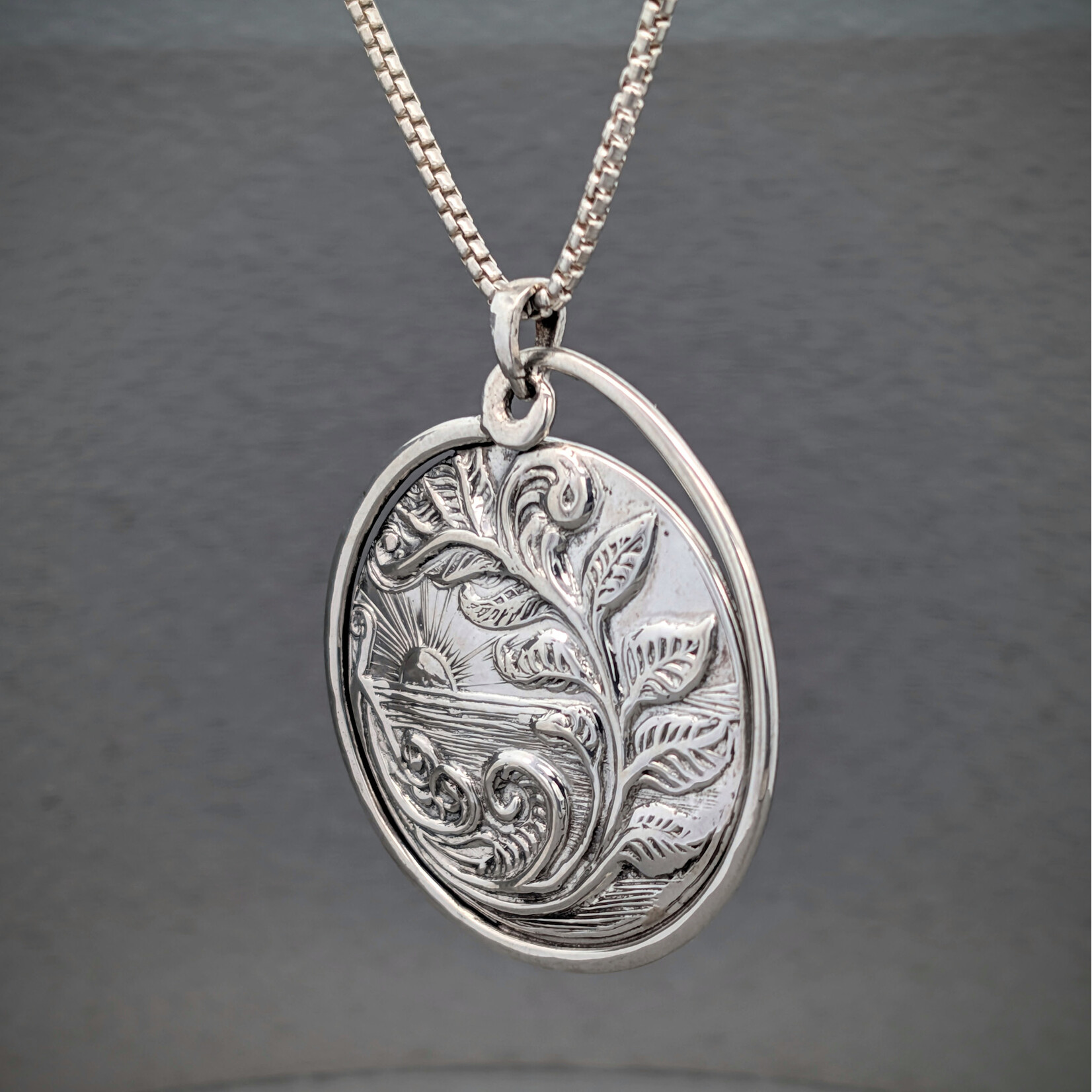 Modern Heirloom® Embossed Sunset by the Sea, 35mm Sterling Silver Medallion